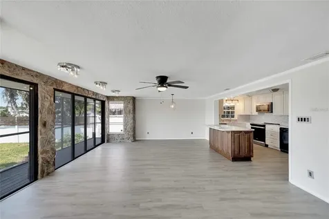 9307 River Cove Drive Riverview FL 33578
