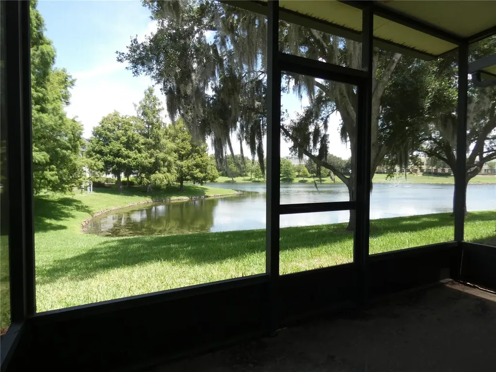 6105 Twain Street Orlando FL 32835