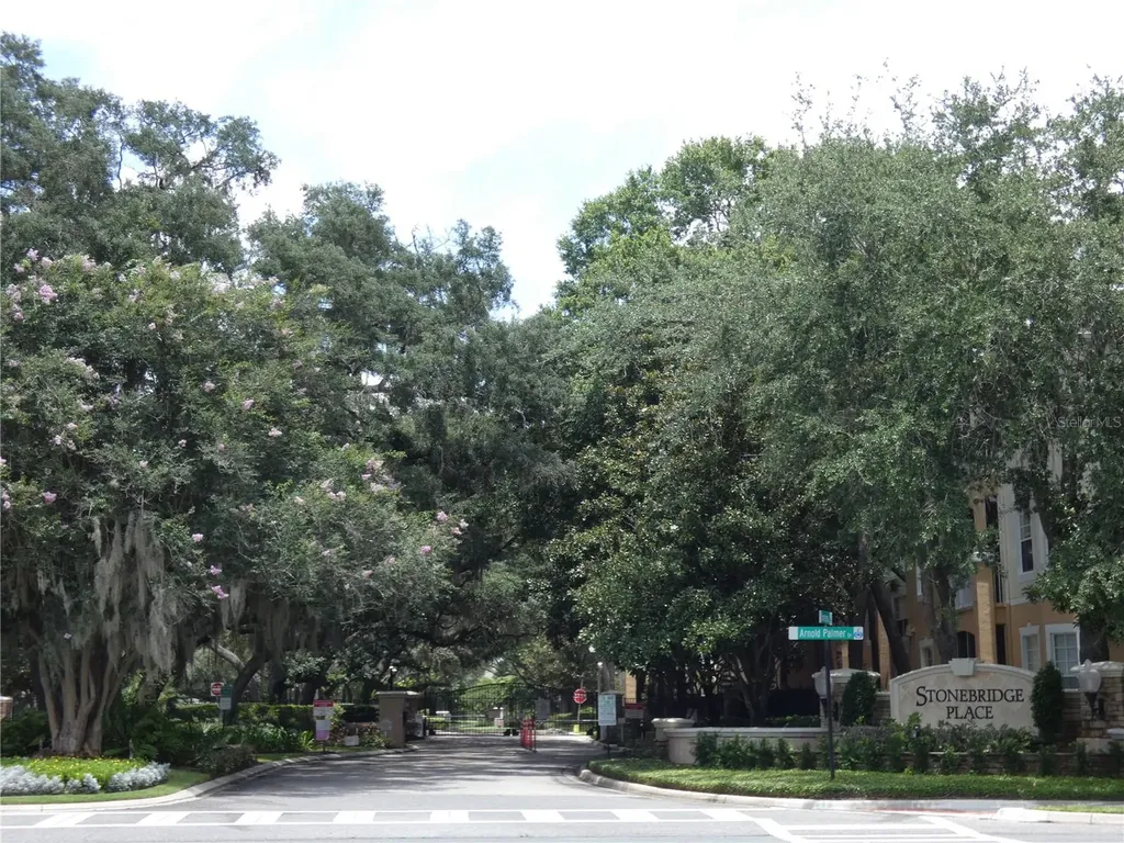 6105 Twain Street Orlando FL 32835