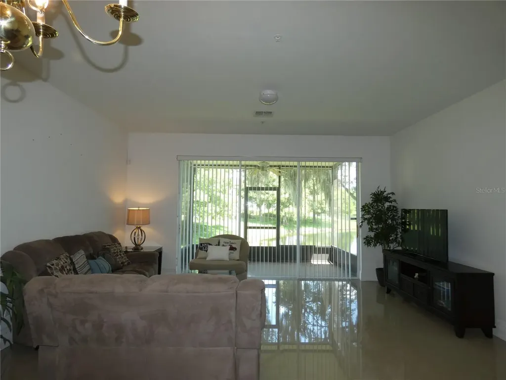 6105 Twain Street Orlando FL 32835
