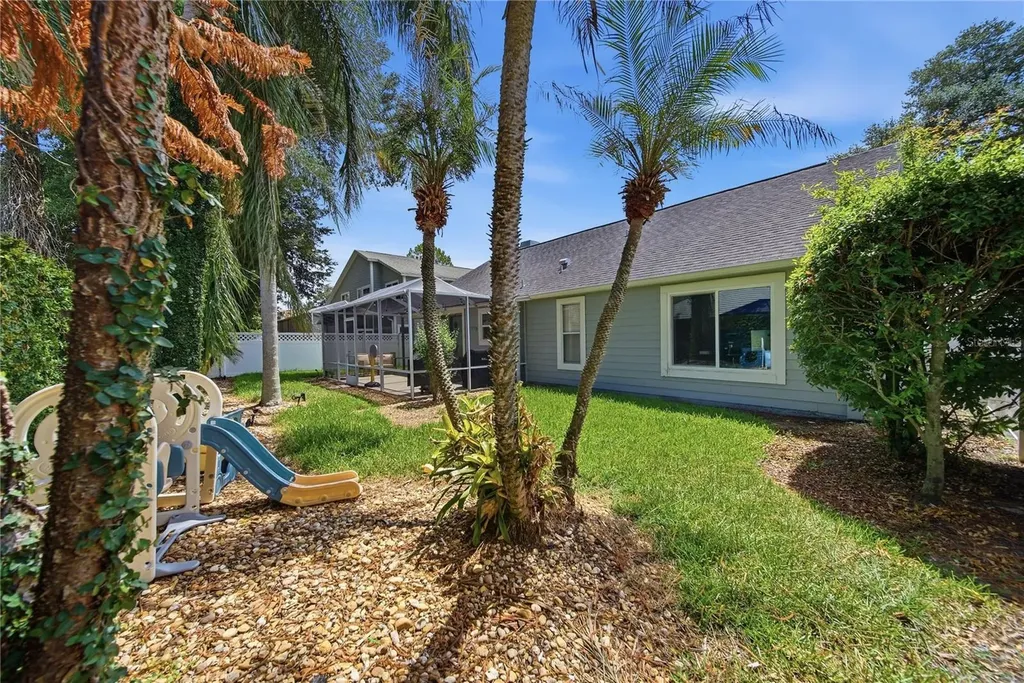 17633 Esprit Drive Tampa FL 33647