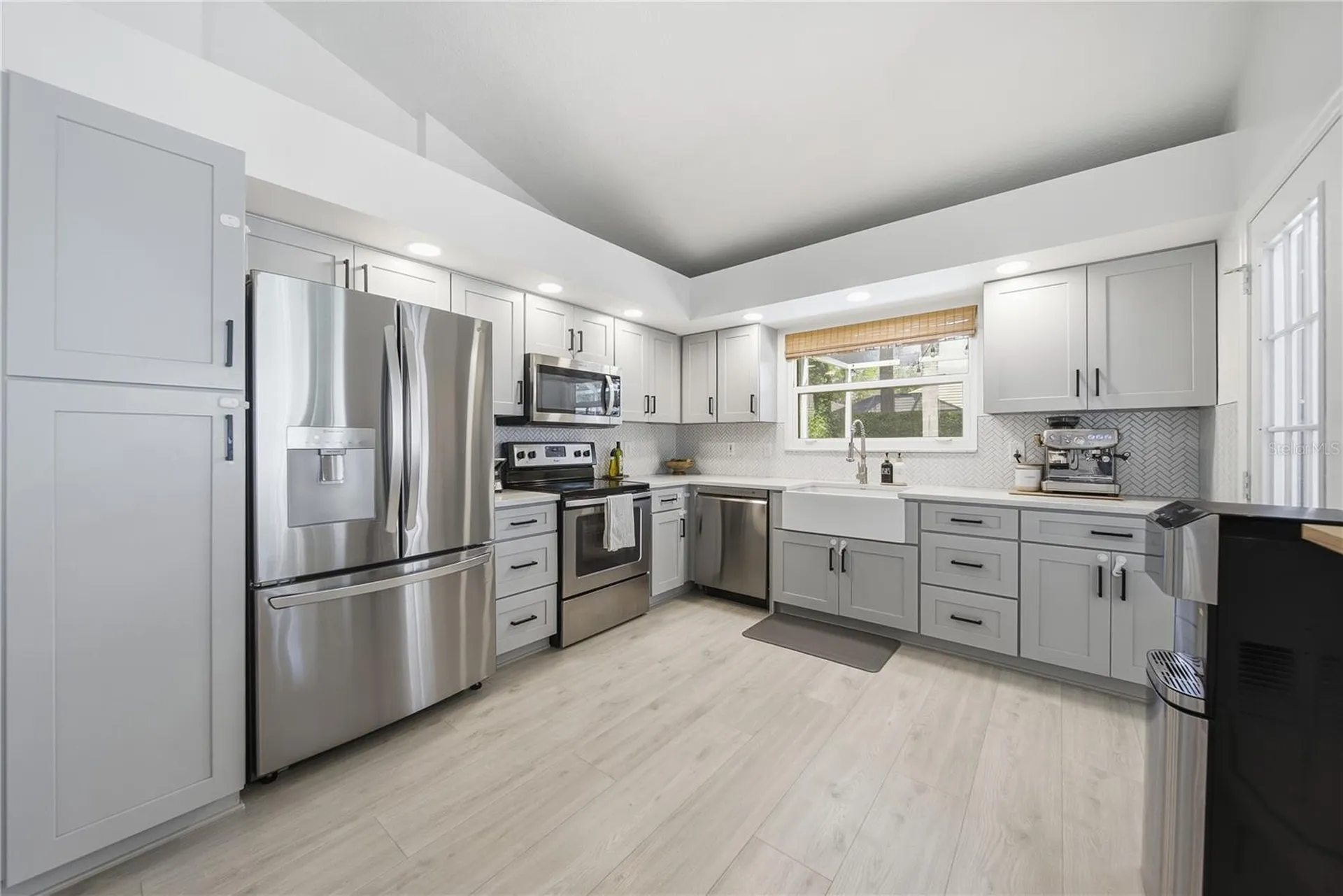 17633 Esprit Drive Tampa FL 33647