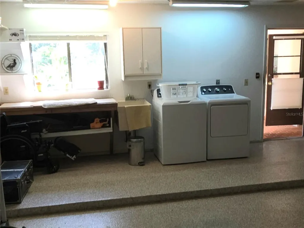 6402 Meadowlark Lane Bradenton FL 34210