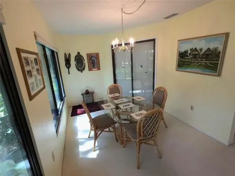 6402 Meadowlark Lane Bradenton FL 34210