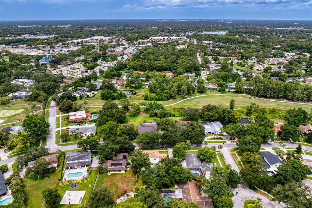 13305 Golf Crest Circle Tampa FL 33618