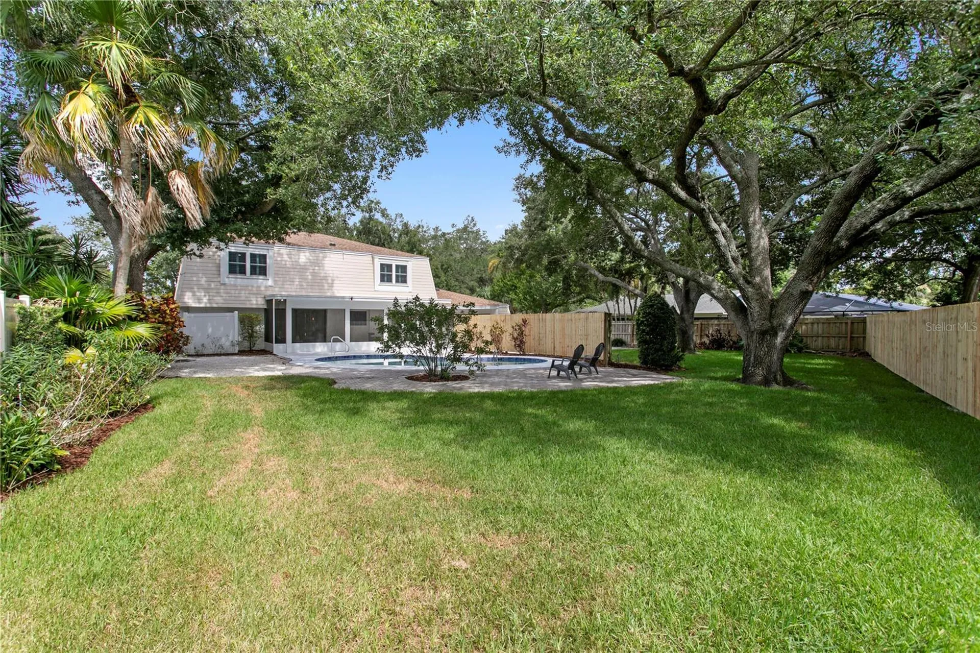 13305 Golf Crest Circle Tampa FL 33618