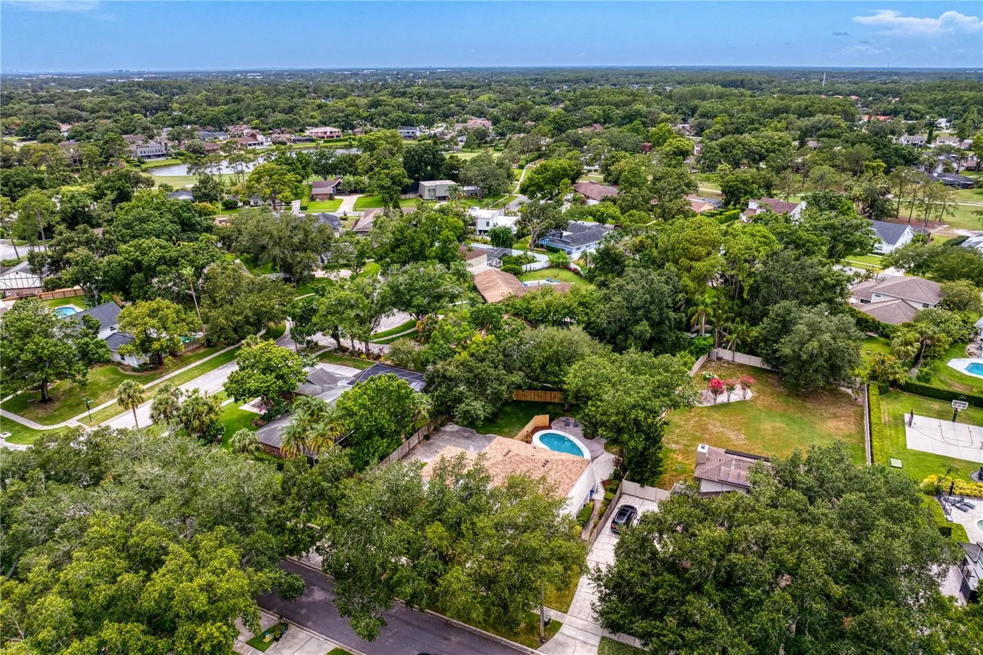 13305 Golf Crest Circle Tampa FL 33618