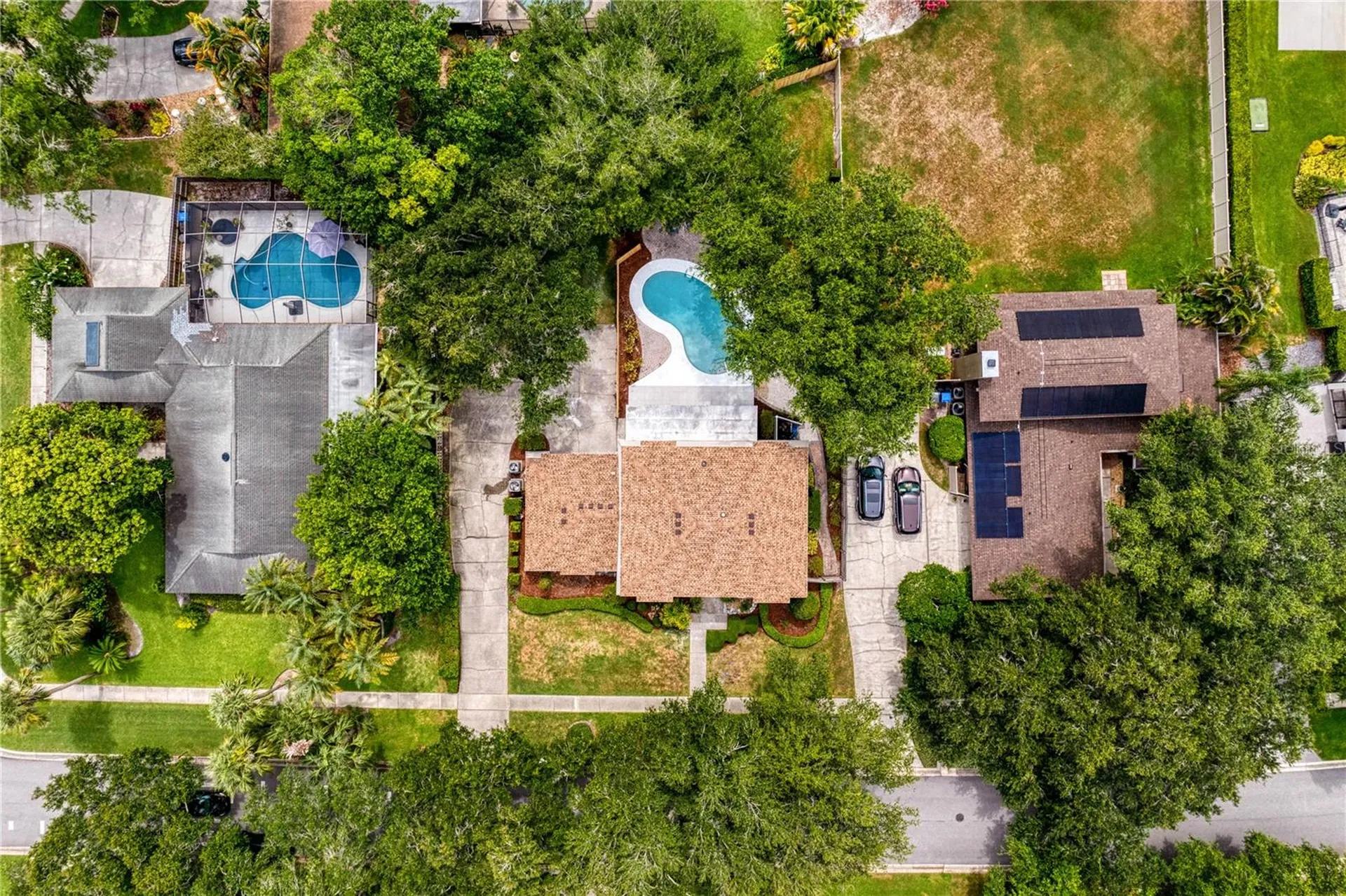 13305 Golf Crest Circle Tampa FL 33618