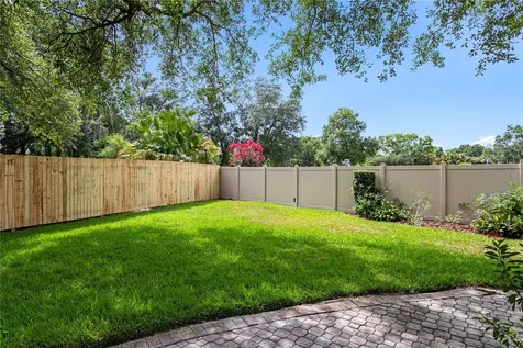 13305 Golf Crest Circle Tampa FL 33618