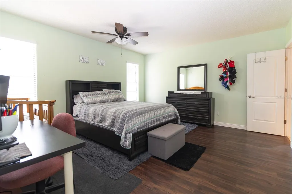 1005 Tranquiview Lane Valrico FL 33594