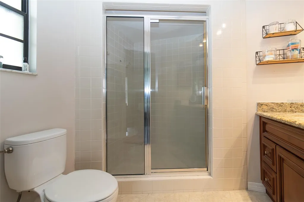 1005 Tranquiview Lane Valrico FL 33594