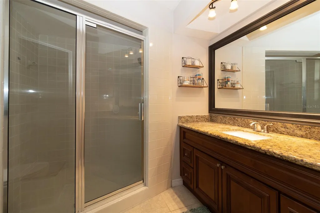1005 Tranquiview Lane Valrico FL 33594