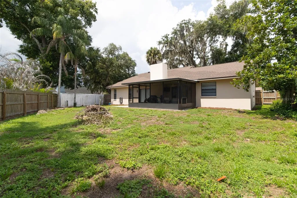 1005 Tranquiview Lane Valrico FL 33594