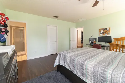 1005 Tranquiview Lane Valrico FL 33594