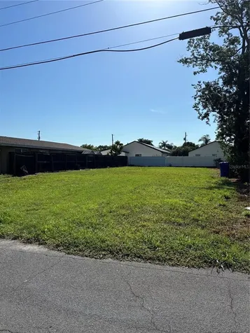 8021 N Clark Avenue Tampa FL 33614