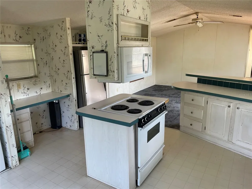 8929 Honeywell Road Gibsonton FL 33534