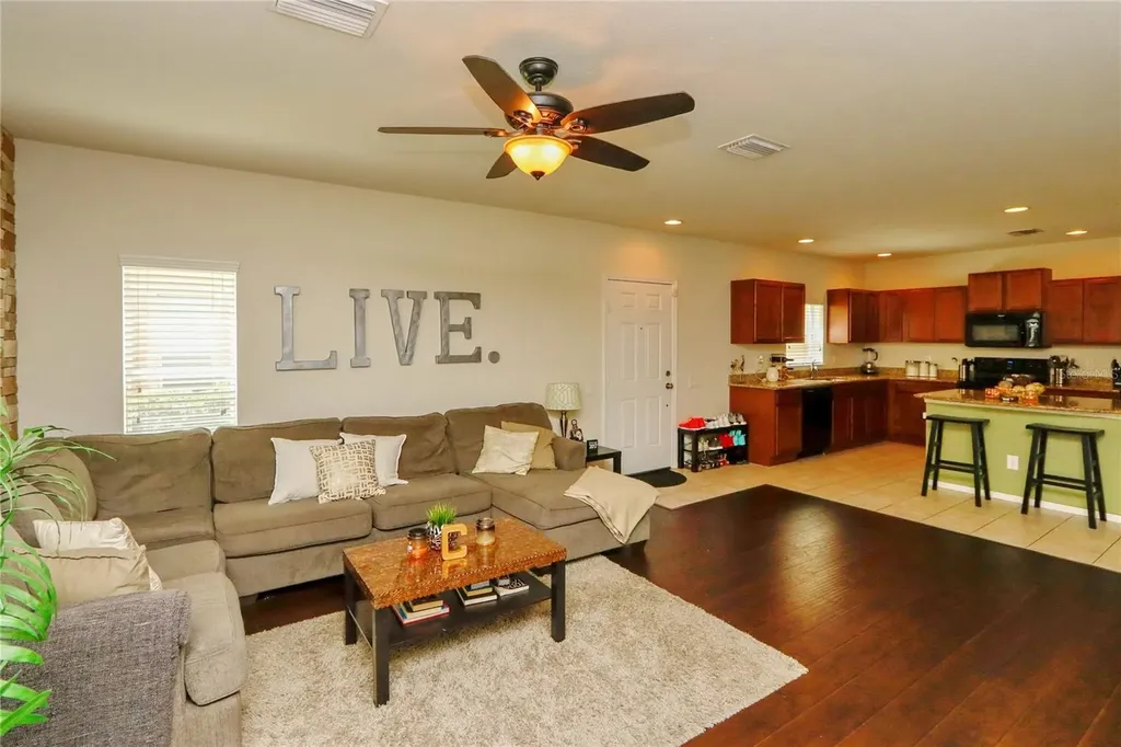 4724 Somerset Hill Lane Riverview FL 33578