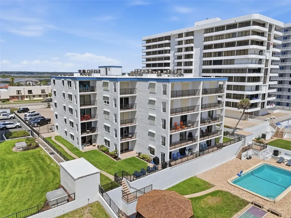 3747 S Atlantic Avenue Daytona Beach FL 32118