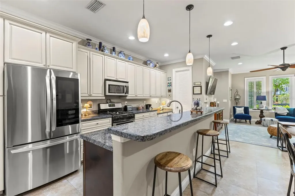 3819 W Dale Avenue Tampa FL 33609