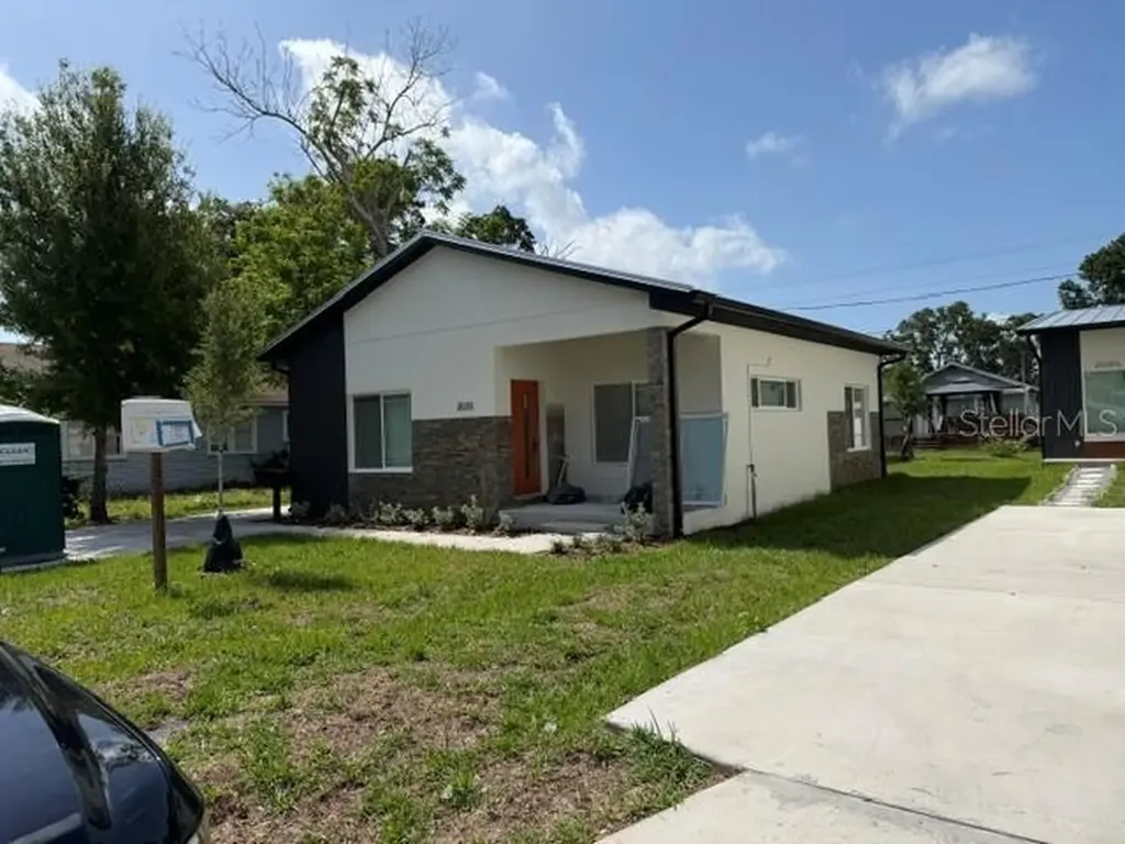 2028 14th Avenue S St Petersburg FL 33712