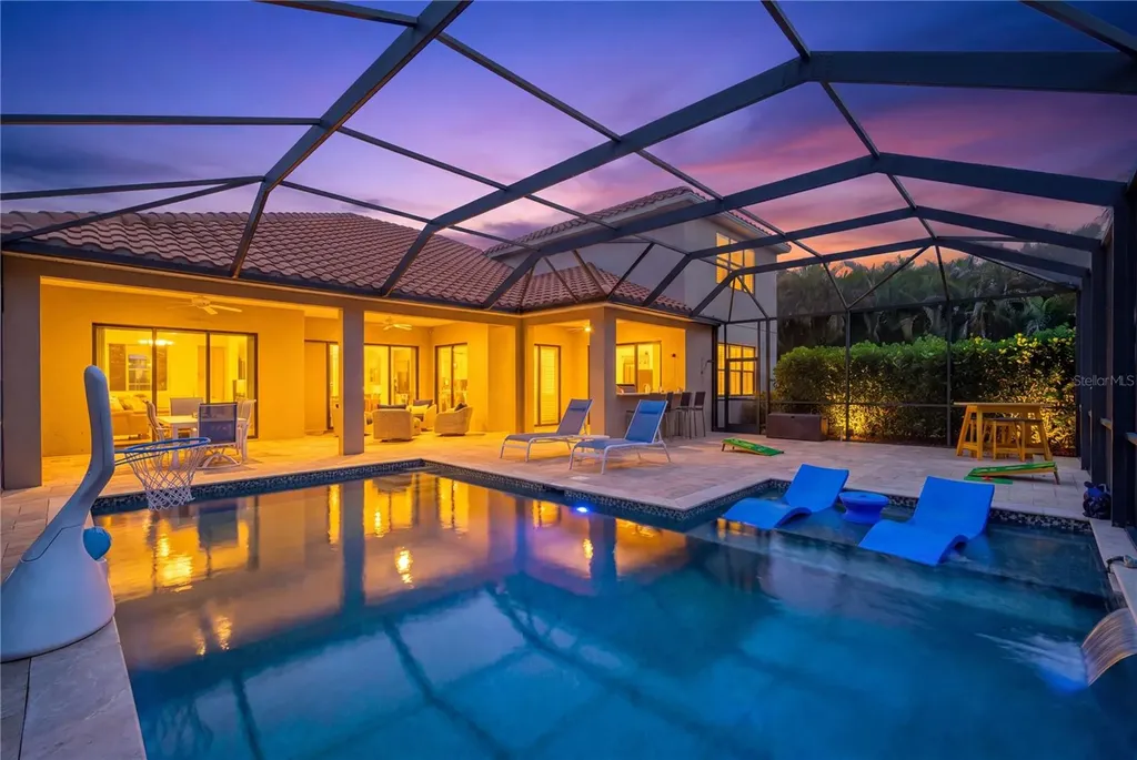 8276 Larkspur Circle Sarasota FL 34241