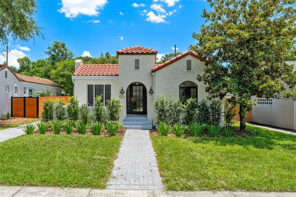 906 Stetson Street Orlando FL 32804