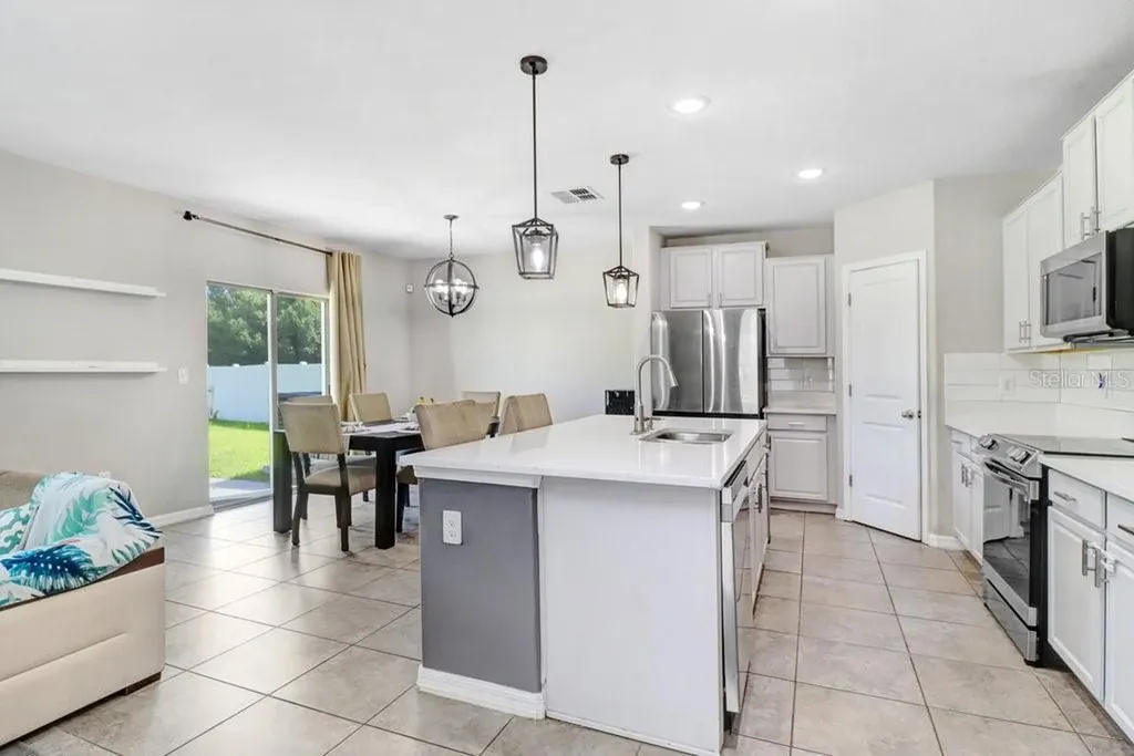 14855 Crescent Rock Drive Wimauma FL 33598