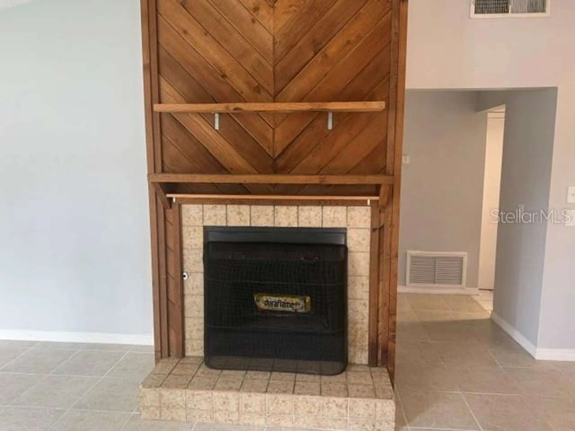 5301 Pinebury Court Orlando FL 32808