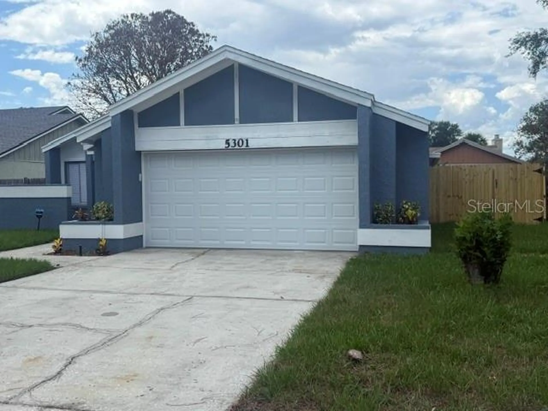 5301 Pinebury Court Orlando FL 32808