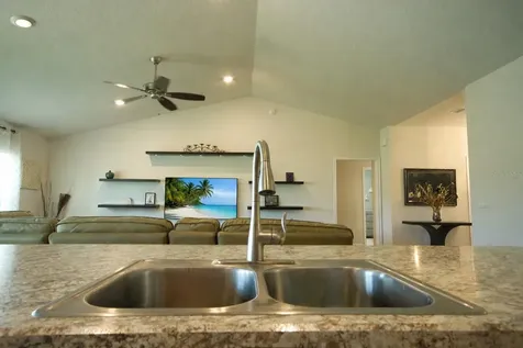 7733 Sloewood Drive Leesburg FL 34748