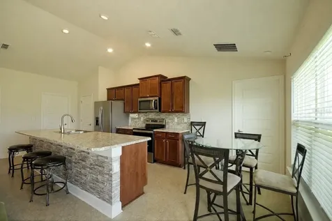 7733 Sloewood Drive Leesburg FL 34748