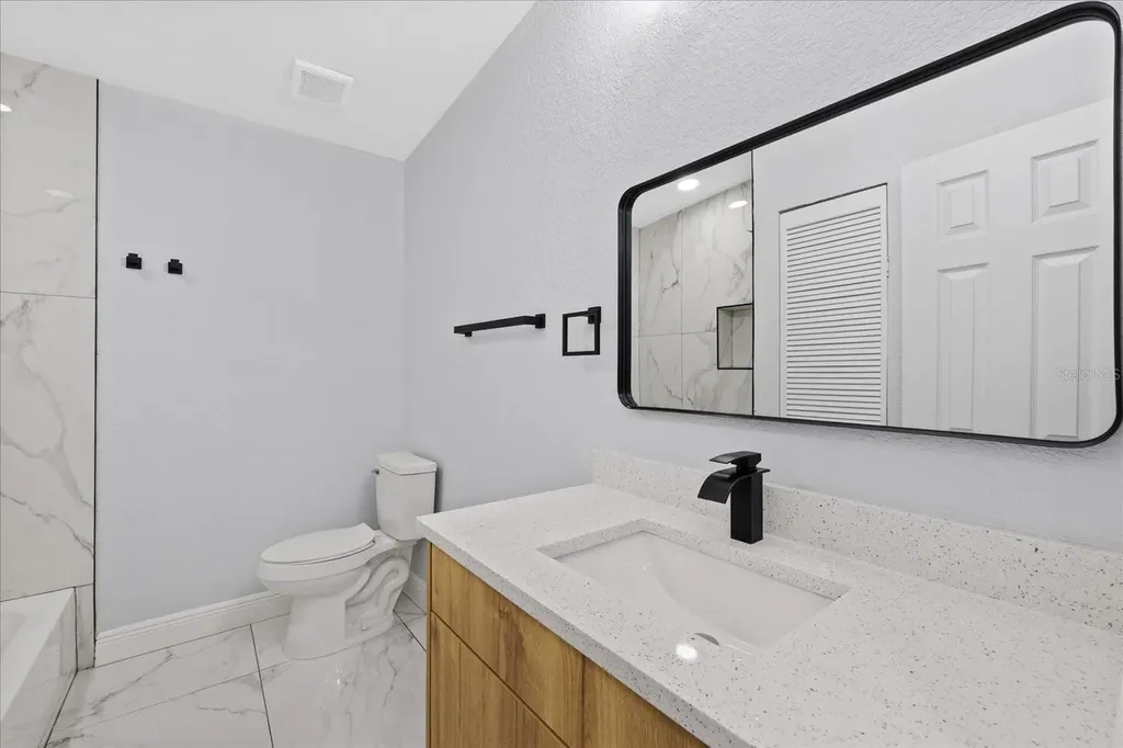 1130 Dogwood Avenue Tampa FL 33613