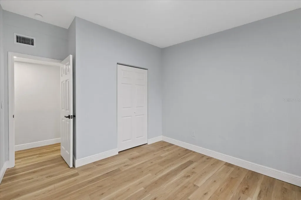 1130 Dogwood Avenue Tampa FL 33613