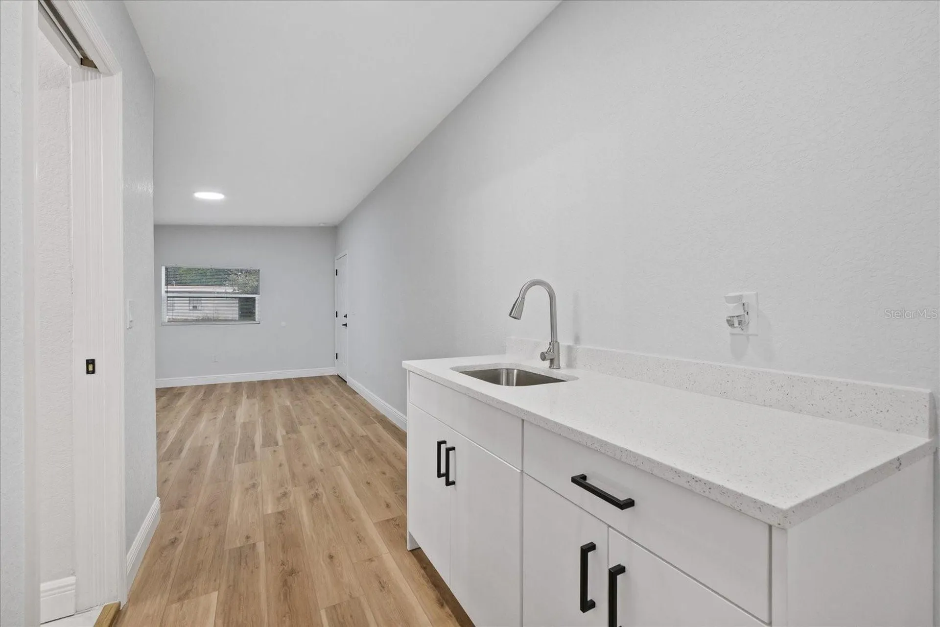 1130 Dogwood Avenue Tampa FL 33613