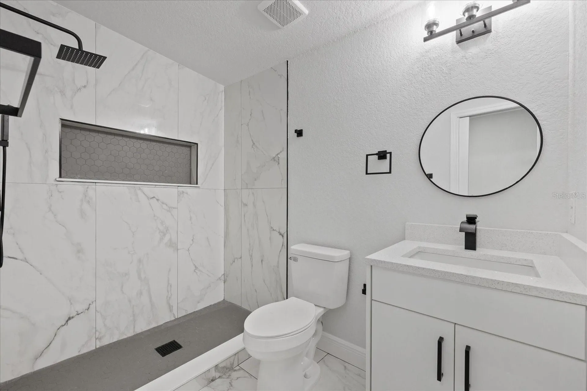 1130 Dogwood Avenue Tampa FL 33613