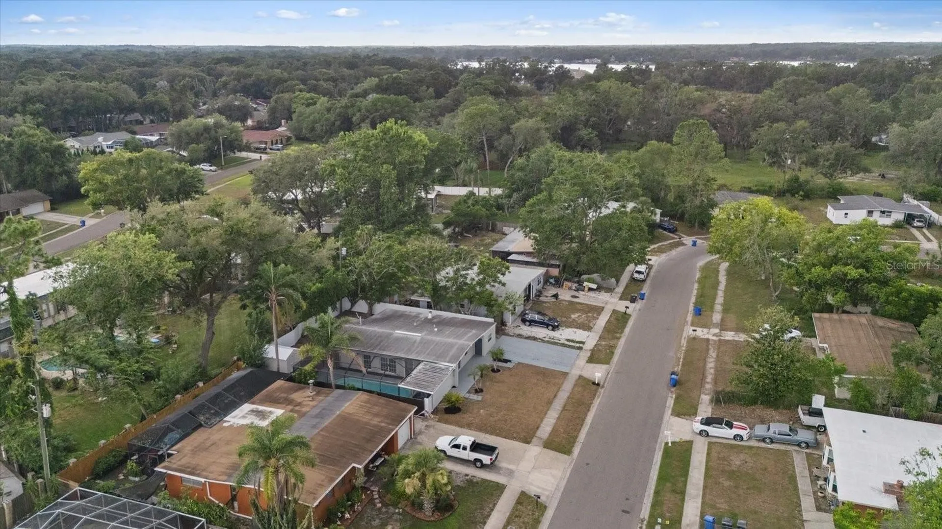1130 Dogwood Avenue Tampa FL 33613