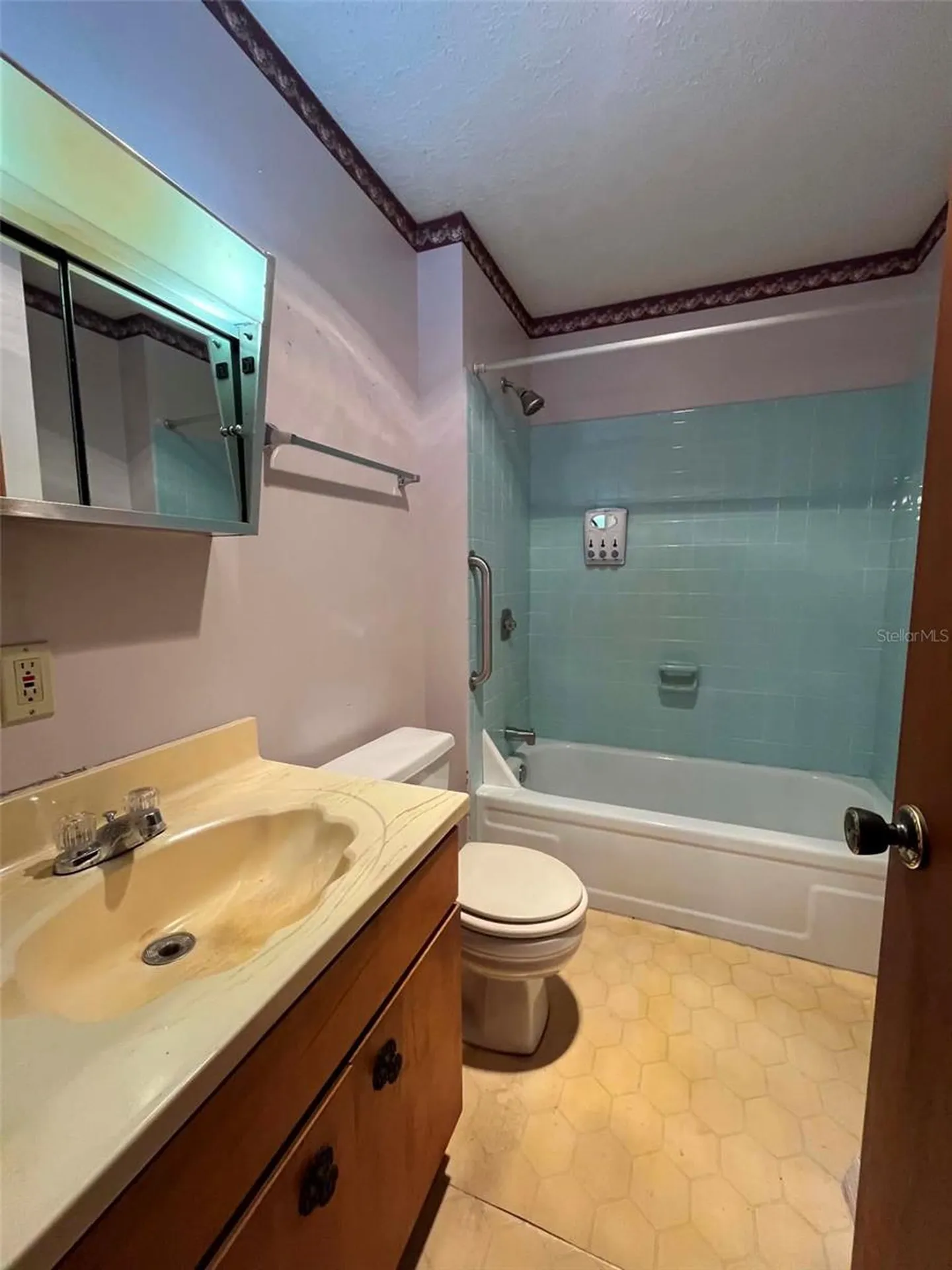 688 Airoso Road SE Palm Bay FL 32909
