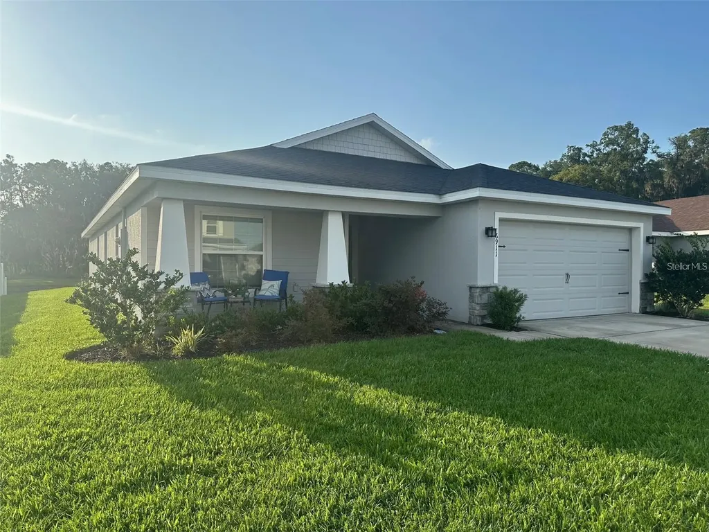 6911 Gideon Circle Zephyrhills FL 33541