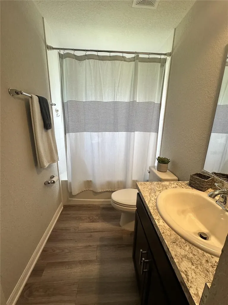 6911 Gideon Circle Zephyrhills FL 33541
