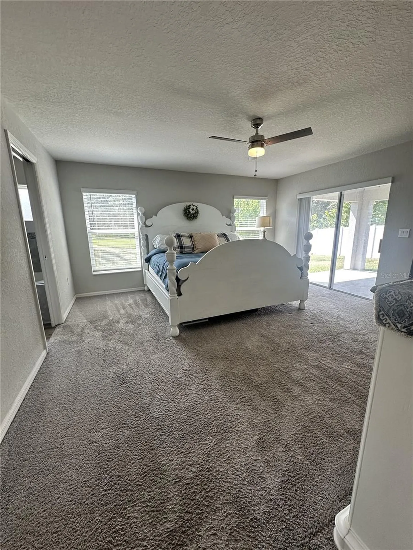 6911 Gideon Circle Zephyrhills FL 33541