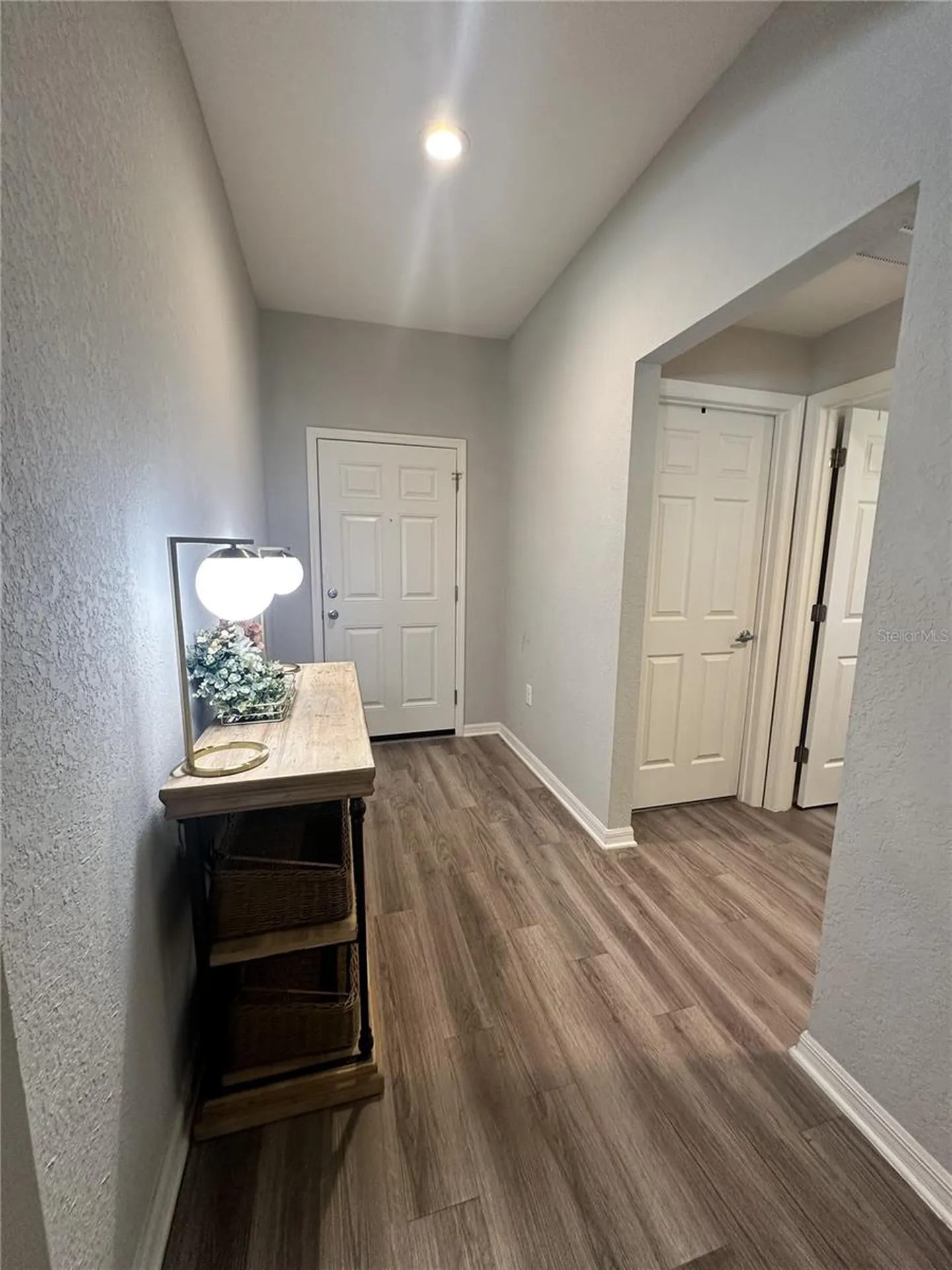 6911 Gideon Circle Zephyrhills FL 33541