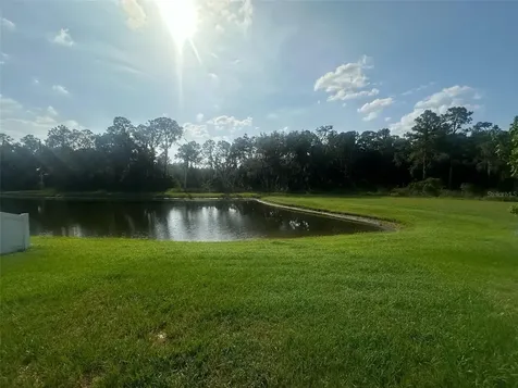 6911 Gideon Circle Zephyrhills FL 33541