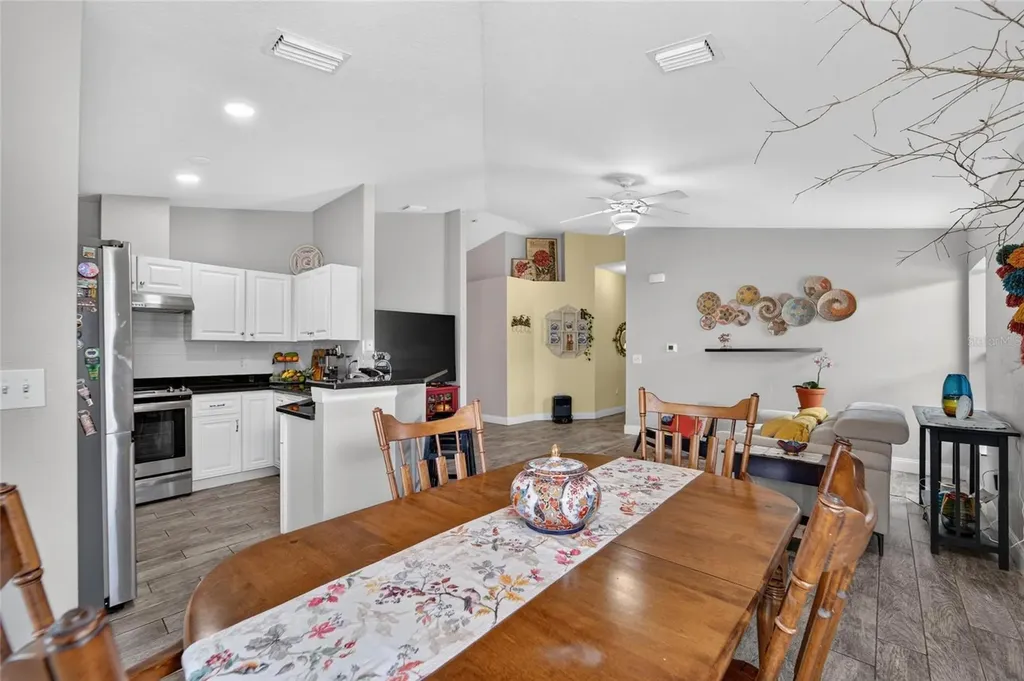15428 Florida Breeze Loop Wimauma FL 33598
