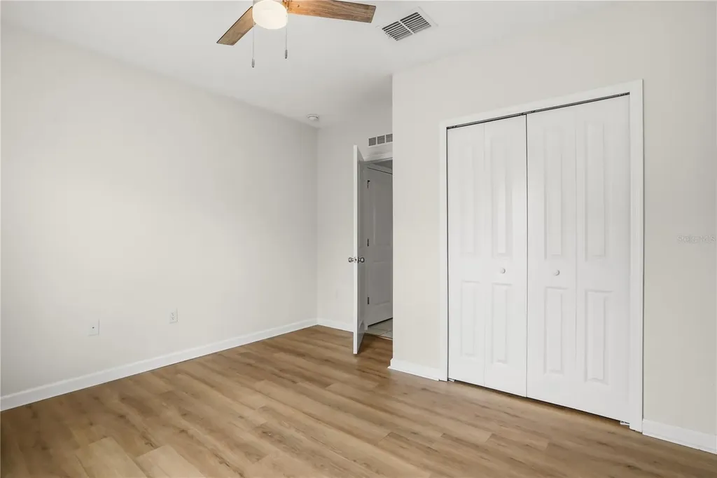 1721 White Water Court Davenport FL 33837