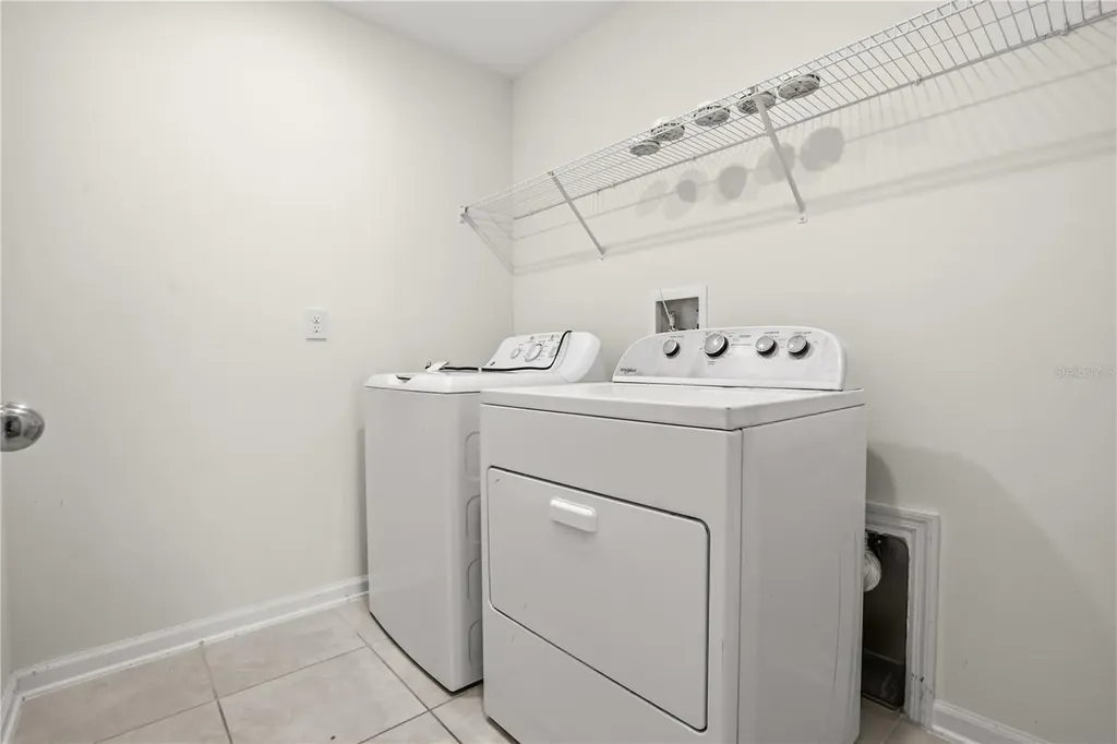 1721 White Water Court Davenport FL 33837