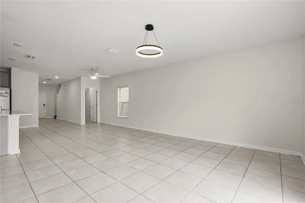 1721 White Water Court Davenport FL 33837