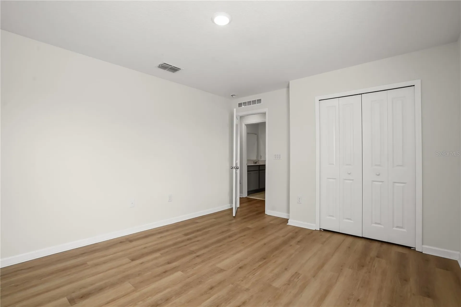 1721 White Water Court Davenport FL 33837