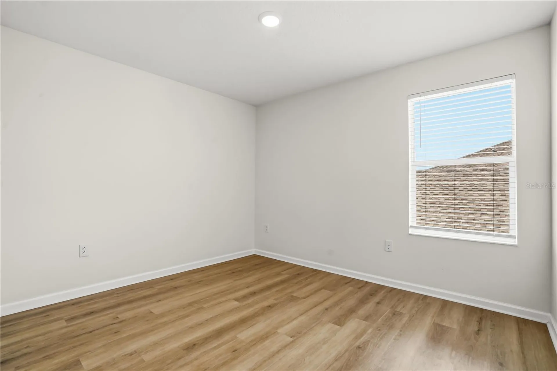 1721 White Water Court Davenport FL 33837