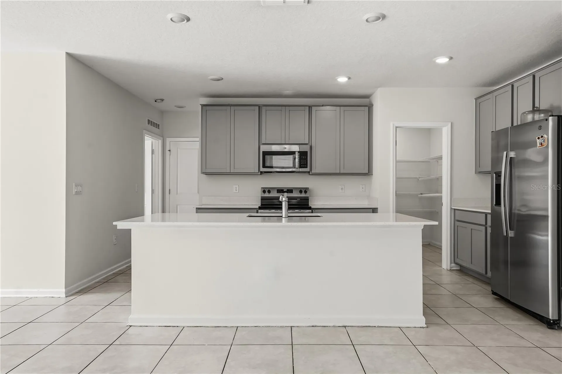 1721 White Water Court Davenport FL 33837