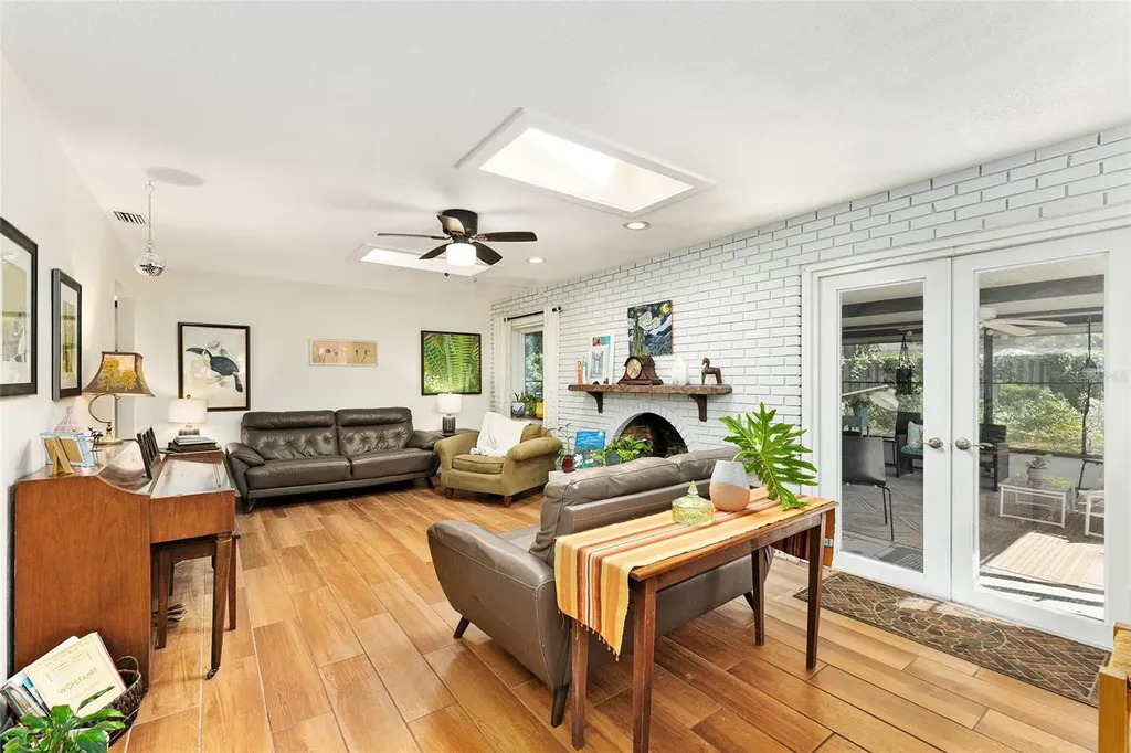 3845 NW 37th Place Gainesville FL 32606